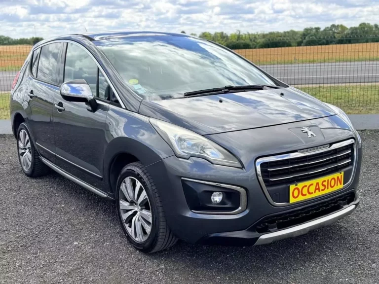 Peugeot 3008 Phase II 1.6 e-HDi Blue Lion S&S 114 ch Allure — photo 3