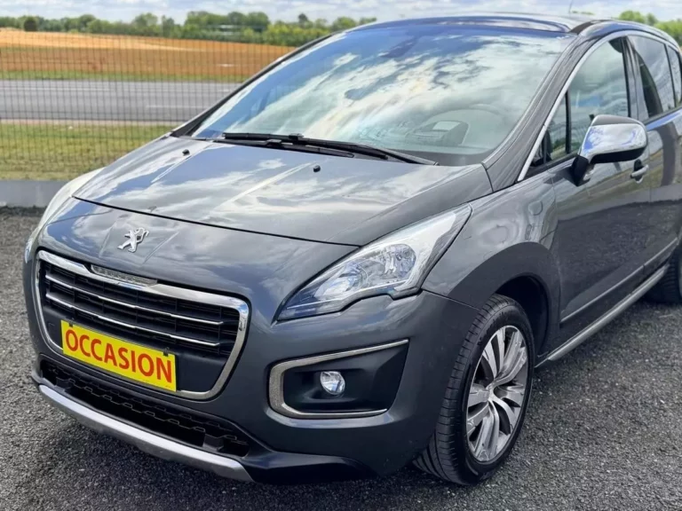 Peugeot 3008 Phase II 1.6 e-HDi Blue Lion S&S 114 ch Allure — photo 2