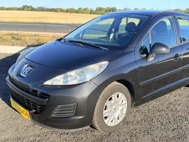 Peugeot 207 1.4 HDI 70 Active — photo 2