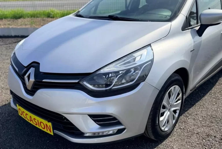 Renault Clio Phase II 0,9i TCE 75ch Trend — photo 2