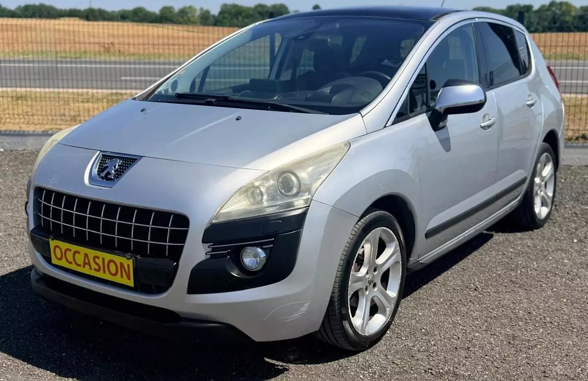 Peugeot 3008 I 1.6 HDi 16V FAP 110 ch (2009)