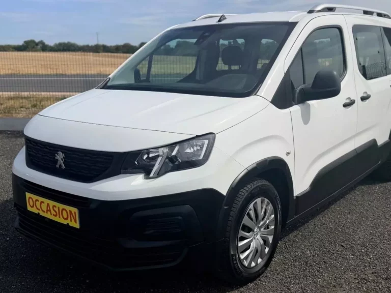 Peugeot Rifter Combi 1.5 BlueHDi 100 L2 Active — photo 2