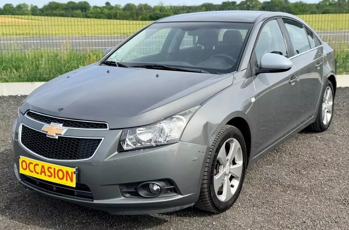 Chevrolet Cruze 1.7 VCDi 16V DPF S&S 131 ch (2012)