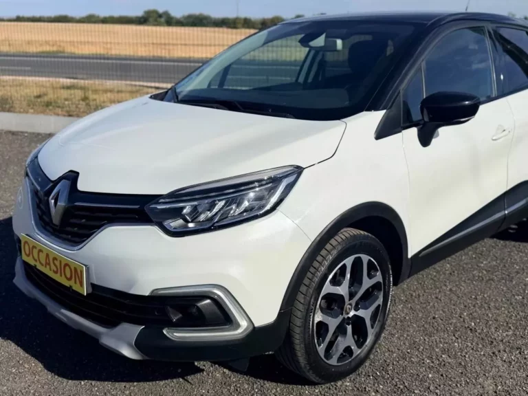 Renault Captur 1.2 TCE 120 Energy Intens — photo 2