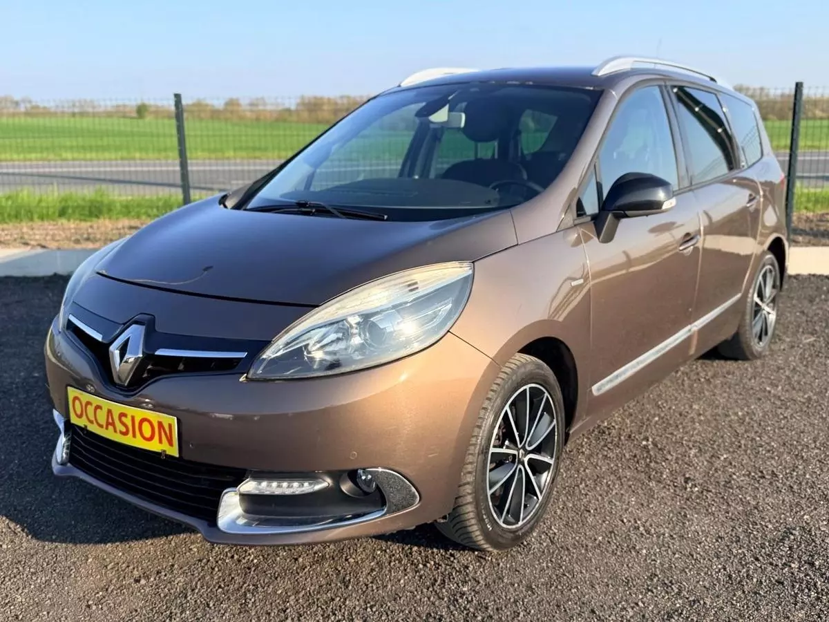 Renault Grand Scenic III Phase 2 1.2 TCe 16V S&S 115cv Bose 7 places (2013)