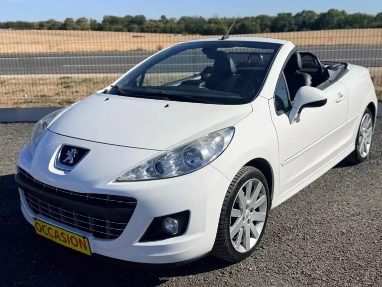 Peugeot 207 CC 1.6 HDi FAP 112 ch — photo 2